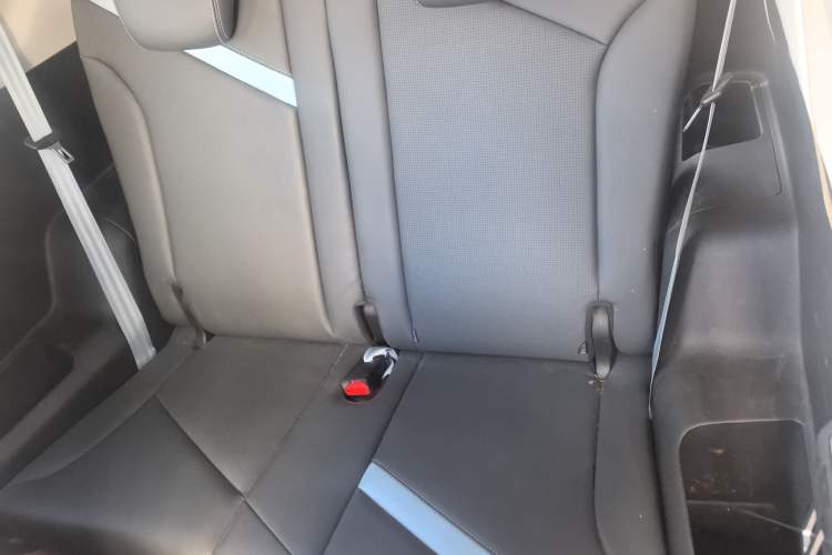 Used Chery New Energy Boundless Pro 2022 301km LingShou Edition Lithium Iron Phosphate Interior 1