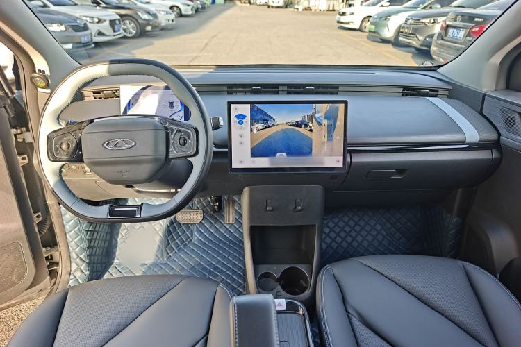 Used Chery New Energy Boundless Pro 2022 301km LingShou Edition Lithium Iron Phosphate Interior 2