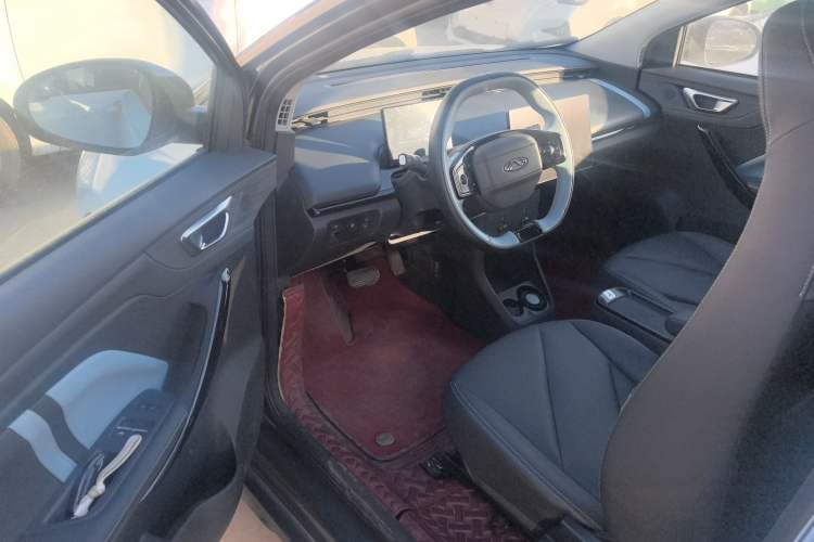 Used Chery New Energy Boundless Pro 2022 301km LingShou Edition Lithium Iron Phosphate Interior 2