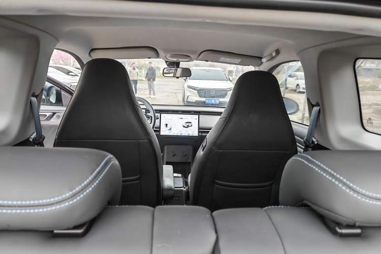 Used Chery New Energy Boundless Pro 2022 301km LingShou Edition Lithium Iron Phosphate Interior 3