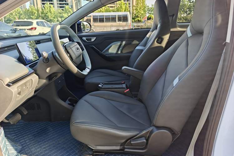 Used Chery New Energy Boundless Pro 2022 301km LingShou Edition Lithium Iron Phosphate Interior 6