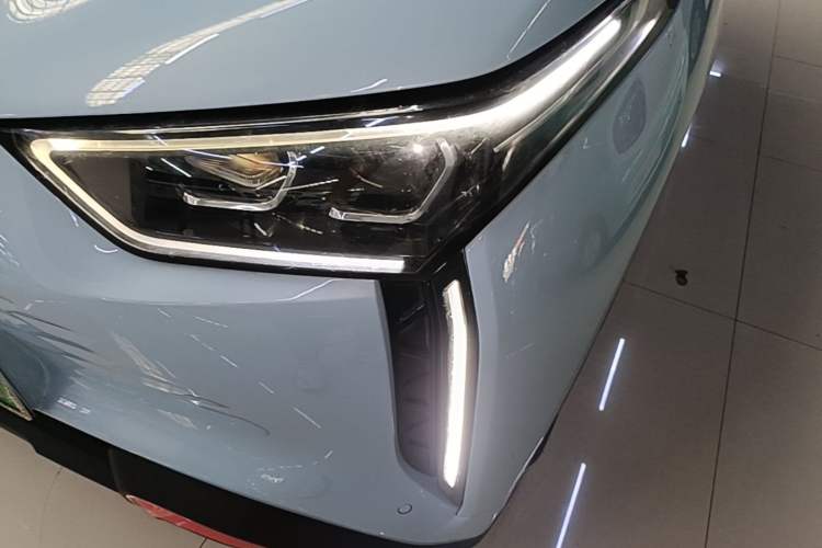 Used Chery New Energy Boundless Pro 2022 301km LingShou Edition Lithium Iron Phosphate Left Front Headlight