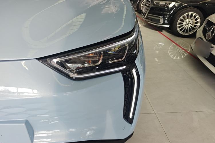 Used Chery New Energy Boundless Pro 2022 301km LingShou Edition Lithium Iron Phosphate Left Front Headlight