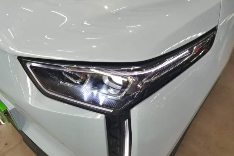 Used Chery New Energy Boundless Pro 2022 301km "Divine Beast" Version Lithium NMC Left Front Headlight