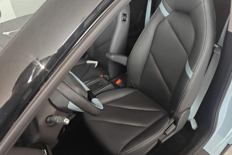 Used Chery New Energy Boundless Pro 2022 408 km Range Shenshou Version Lithium-Ion Battery Left Front Seat