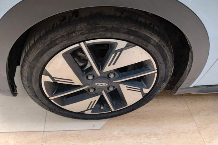 Used Chery New Energy Boundless Pro 2022 408 km "WoW" Edition Lithium Ternary Left Front Wheel Hub
