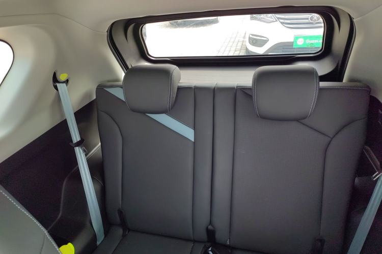 Used Chery New Energy Boundless Pro 2022 301km LingShou Edition Lithium Iron Phosphate Left Rear Seat