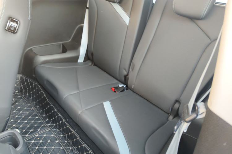 Used Chery New Energy Boundless Pro 2022 301km "WoW" Edition Lithium Iron Phosphate Left Rear Seat
