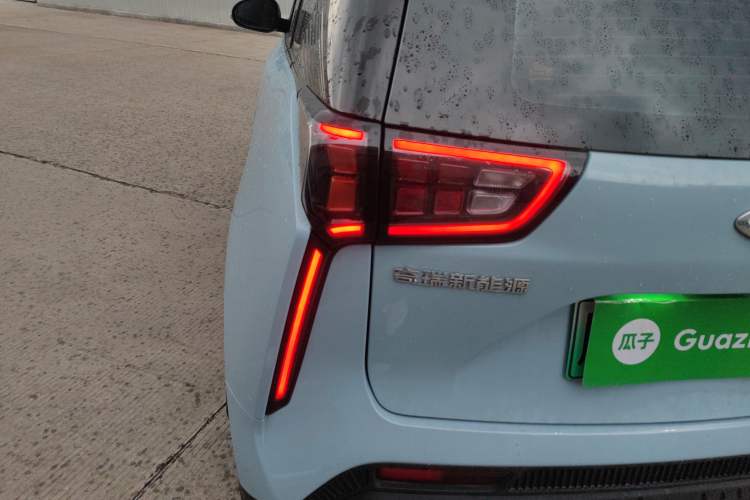Used Chery New Energy Boundless Pro 2022 301km "Divine Beast" Version Lithium NMC Left Rear Taillight