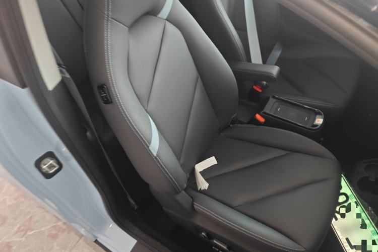 Used Chery New Energy Boundless Pro 2022 408 km Range Shenshou Version Lithium-Ion Battery Right Front Seat