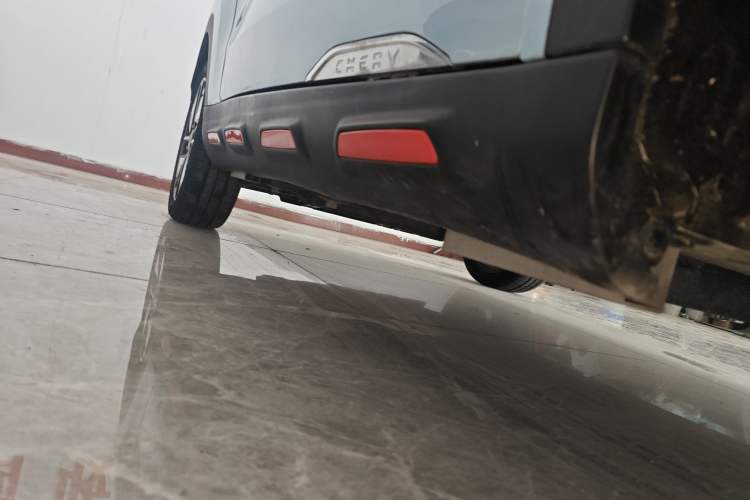 Used Chery New Energy Boundless Pro 2022 408 km Range Shenshou Version Lithium-Ion Battery Right Side Sill
