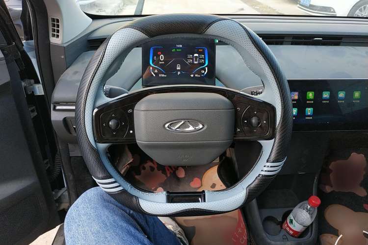 Used Chery New Energy Boundless Pro 2022 301km "WoW" Edition Lithium Iron Phosphate Steering Wheel