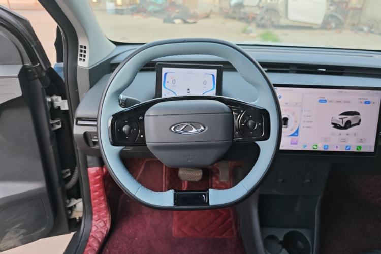 Used Chery New Energy Boundless Pro 2022 301km LingShou Edition Lithium Iron Phosphate Steering Wheel