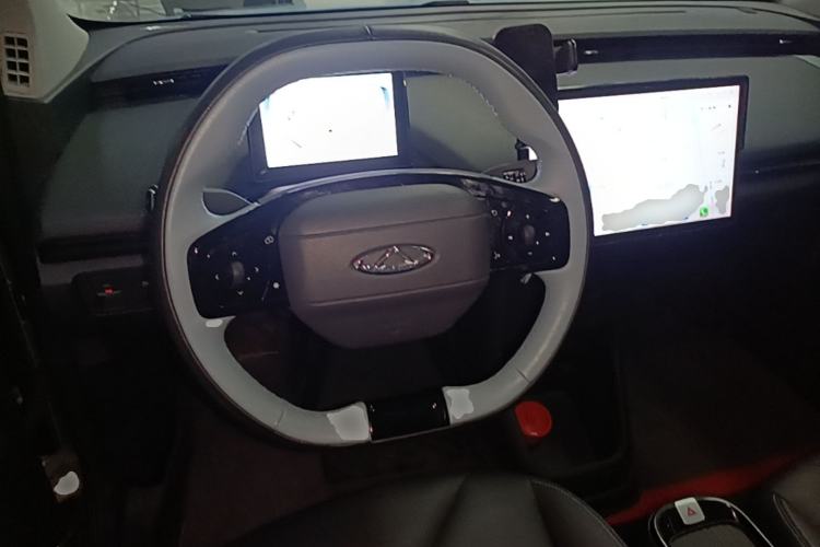 Used Chery New Energy Boundless Pro 2022 301km LingShou Edition Lithium Iron Phosphate Steering Wheel