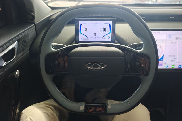 Used Chery New Energy Boundless Pro 2022 301km LingShou Edition Lithium Iron Phosphate Steering Wheel