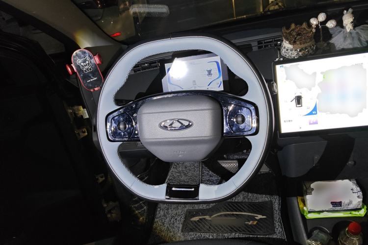 Used Chery New Energy Boundless Pro 2022 301km LingShou Edition Lithium Iron Phosphate Steering Wheel
