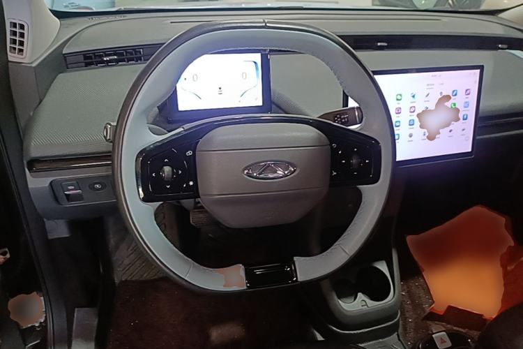 Used Chery New Energy Boundless Pro 2022 301km "Divine Beast" Version with Lithium Iron Phosphate Steering Wheel