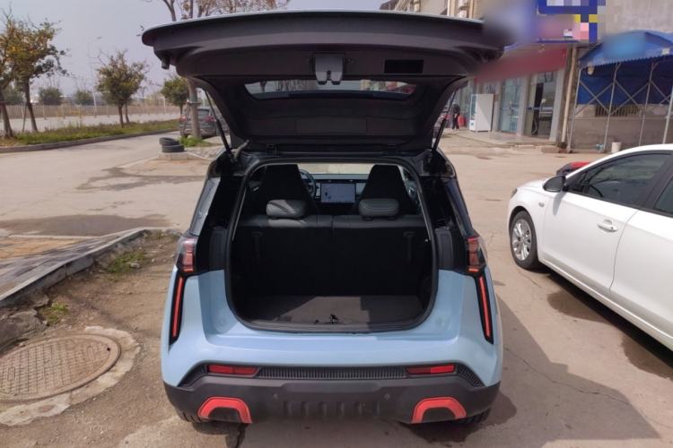 Used Chery New Energy Boundless Pro 2022 301km LingShou Edition Lithium Iron Phosphate Trunk