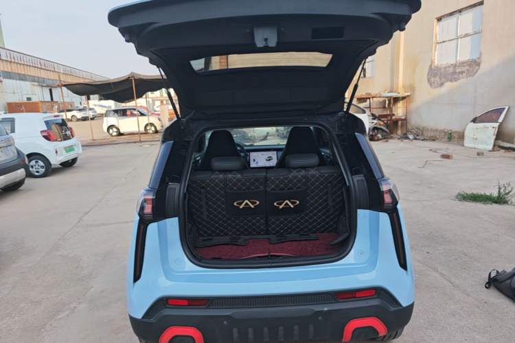 Used Chery New Energy Boundless Pro 2022 301km LingShou Edition Lithium Iron Phosphate Trunk
