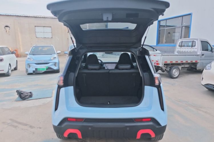 Used Chery New Energy Boundless Pro 2022 301km "Divine Beast" Version Lithium NMC Trunk