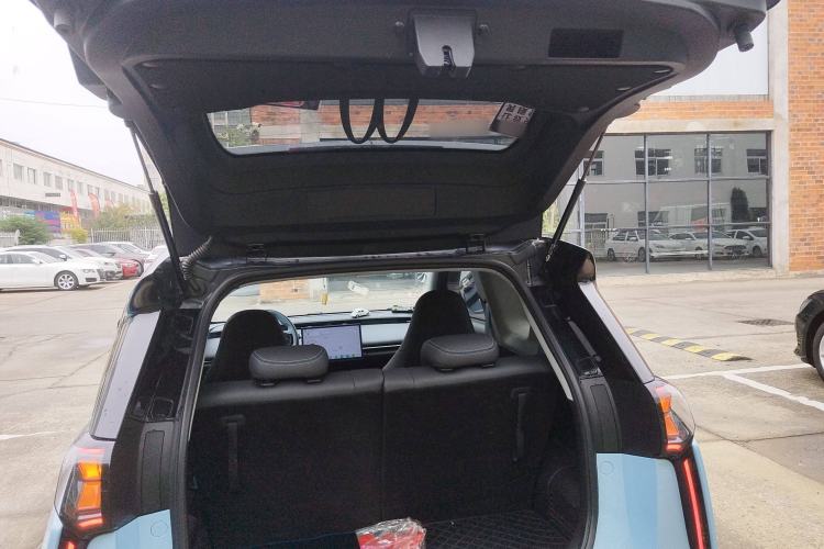 Used Chery New Energy Boundless Pro 2022 301km LingShou Edition NMC Lithium-ion Trunk
