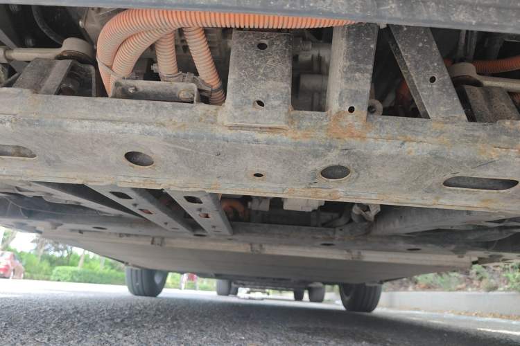 Used Chery New Energy Boundless Pro 2022 301km "WoW" Edition Lithium Iron Phosphate Chassis Rear