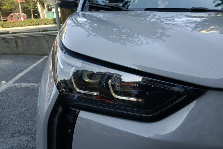 Used Chery New Energy Boundless Pro 2022 301km LingShou Edition Lithium Iron Phosphate Exterior 6