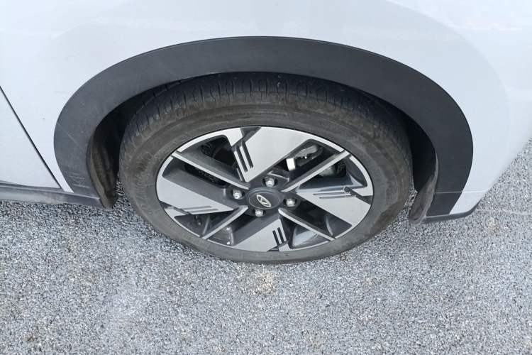 Used Chery New Energy Boundless Pro 2022 301km LingShou Edition Lithium Iron Phosphate Exterior 7