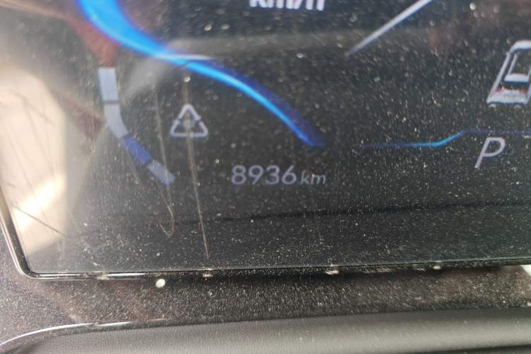 Used Chery New Energy Boundless Pro 2022 301km "WoW" Edition Lithium Iron Phosphate Odometer Close Up