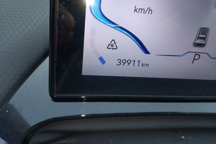 Used Chery New Energy Boundless Pro 2022 301km LingShou Edition Lithium Iron Phosphate Odometer Close Up
