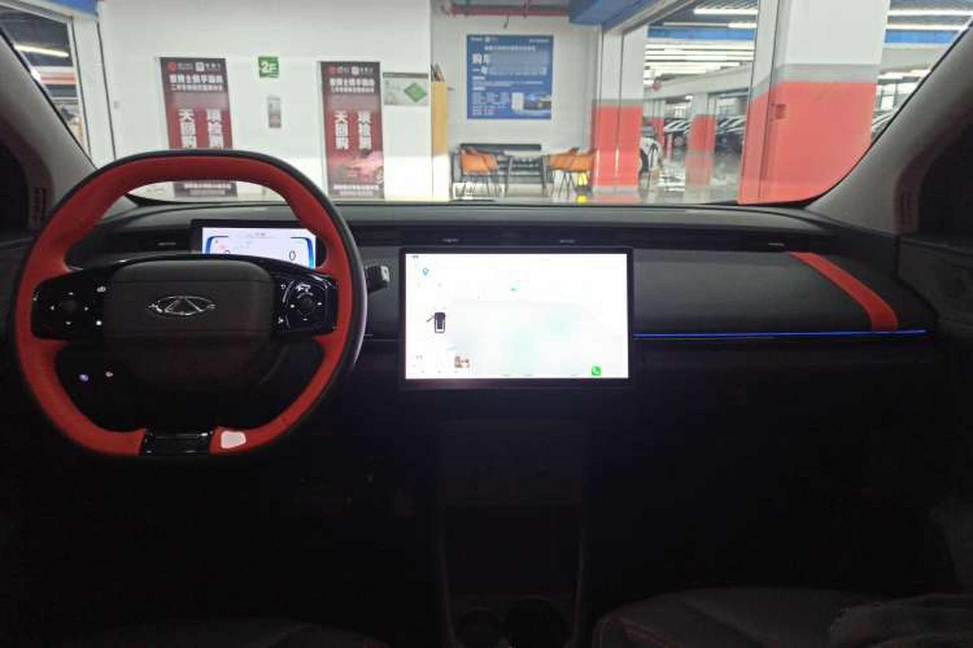 Used Chery New Energy Boundless Pro 2022 301km "Divine Beast" Version with Lithium Iron Phosphate Center Console