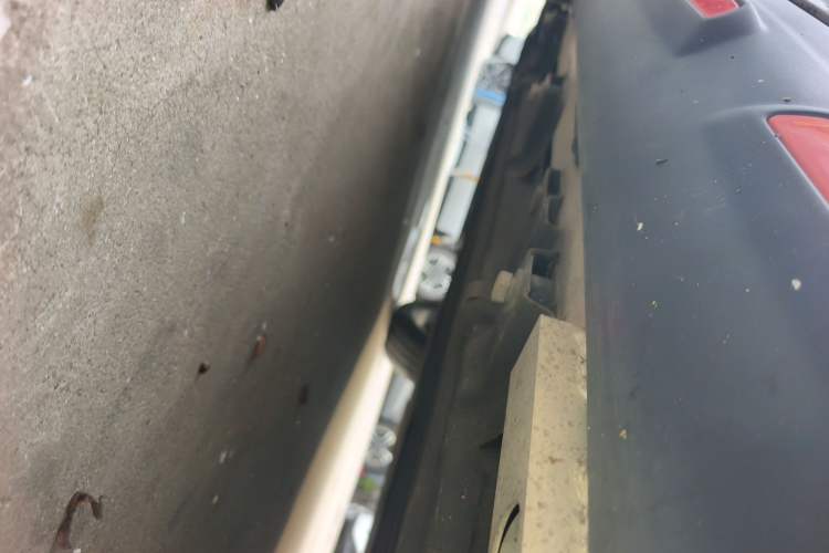 Used Chery New Energy Boundless Pro 2022 408 km Range Shenshou Version Lithium-Ion Battery Chassis Rear Left