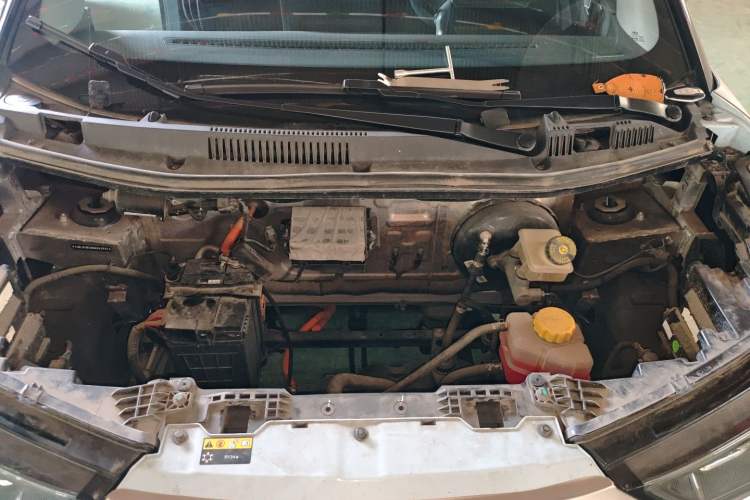 Used Chery New Energy Boundless Pro 2022 301km LingShou Edition Lithium Iron Phosphate Engine Bay