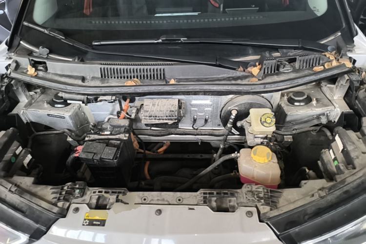 Used Chery New Energy Boundless Pro 2022 301km "Divine Beast" Version with Lithium Iron Phosphate Engine Bay
