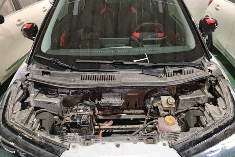 Used Chery New Energy Boundless Pro 2022 301km "Divine Beast" Version with Lithium Iron Phosphate Engine Bay