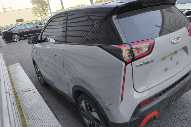 Used Chery New Energy Boundless Pro 2022 301km LingShou Edition Lithium Iron Phosphate Exterior 3