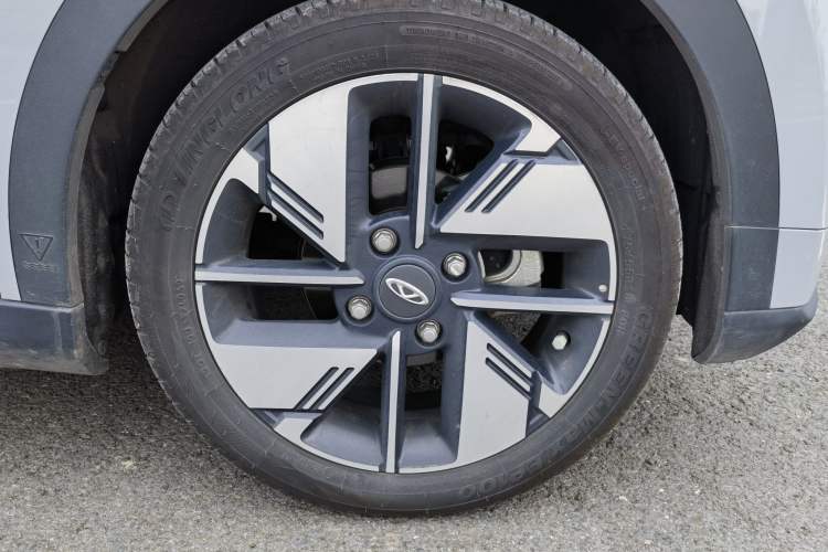 Used Chery New Energy Boundless Pro 2022 301 km Range "Divine Beast" Version Lithium-Ion Battery 30.6 kWh Exterior 5