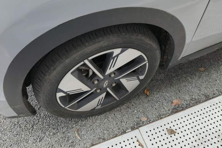 Used Chery New Energy Boundless Pro 2022 301km LingShou Edition Lithium Iron Phosphate Exterior 7