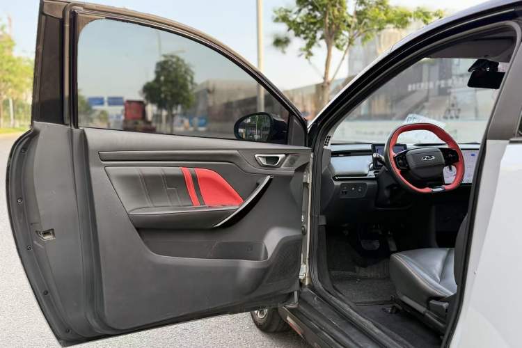 Used Chery New Energy Boundless Pro 2022 301km "WoW" Edition Lithium Iron Phosphate Exterior 8