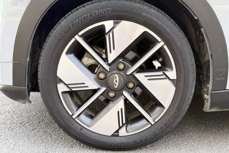 Used Chery New Energy Boundless Pro 2022 301km "WoW" Edition Lithium Iron Phosphate Exterior 9
