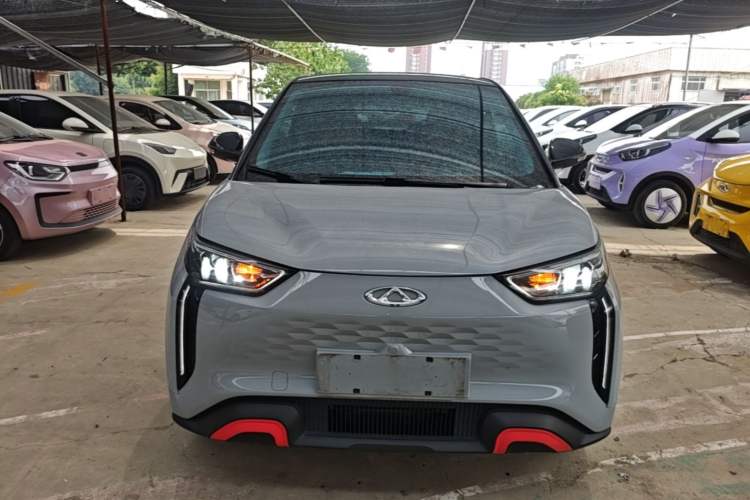 Used Chery New Energy Boundless Pro 2022 301km "WoW" Edition Lithium Iron Phosphate Front