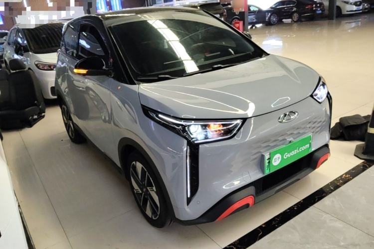 Used Chery New Energy Boundless Pro 2022 301km LingShou Edition Lithium Iron Phosphate Front Right 45 Deg