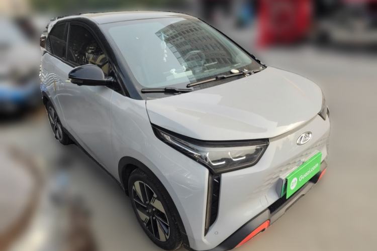 Used Chery New Energy Boundless Pro 2022 301km LingShou Edition Lithium Iron Phosphate Front Right 45 Deg