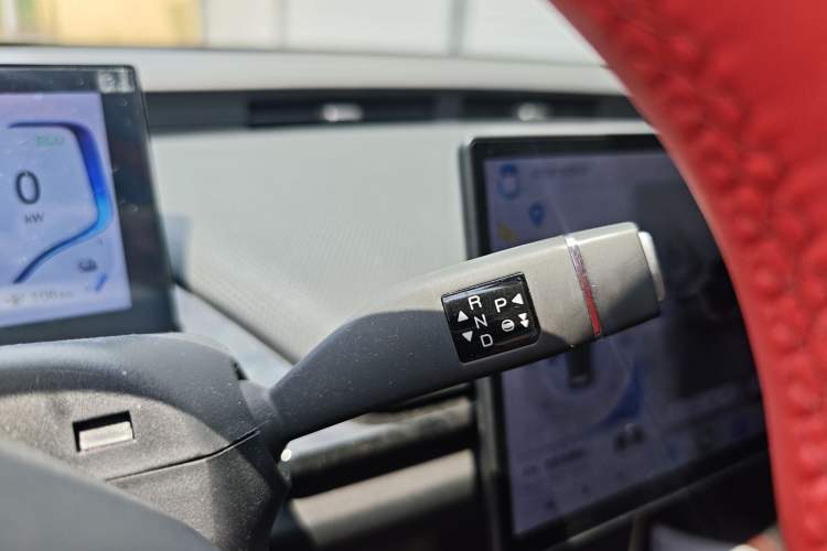 Used Chery New Energy Boundless Pro 2022 301km LingShou Edition Lithium Iron Phosphate Gear Lever