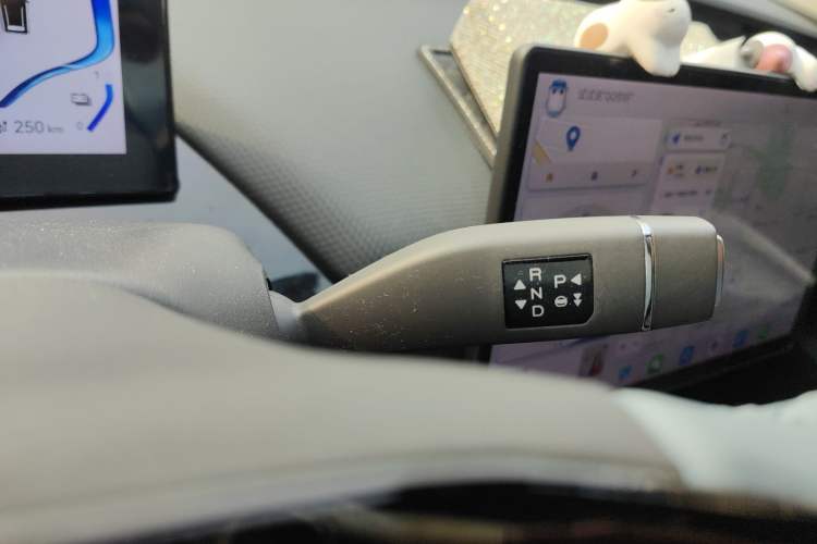 Used Chery New Energy Boundless Pro 2022 301km LingShou Edition Lithium Iron Phosphate Gear Lever