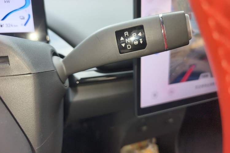 Used Chery New Energy Boundless Pro 2022 408 km Range Shenshou Version Lithium-Ion Battery Gear Lever
