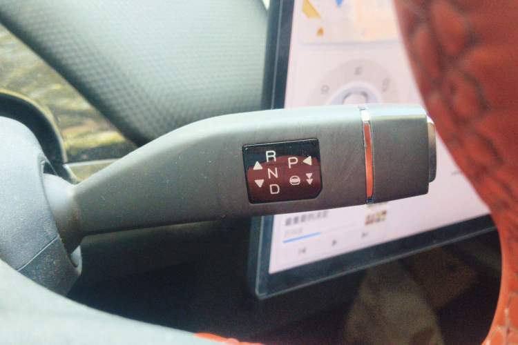 Used Chery New Energy Boundless Pro 2022 301km LingShou Edition Lithium Iron Phosphate Gear Lever