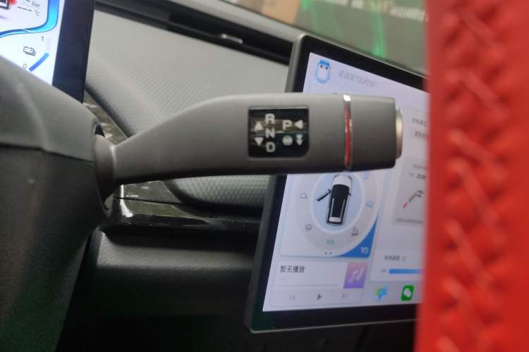 Used Chery New Energy Boundless Pro 2022 301 km Range "Divine Beast" Version Lithium-Ion Battery 30.6 kWh Gear Lever