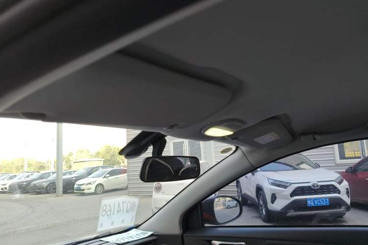 Used Chery New Energy Boundless Pro 2022 301km LingShou Edition Lithium Iron Phosphate Headliner