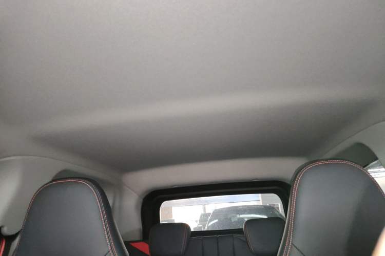 Used Chery New Energy Boundless Pro 2022 301km "WoW" Edition Lithium Iron Phosphate Headliner